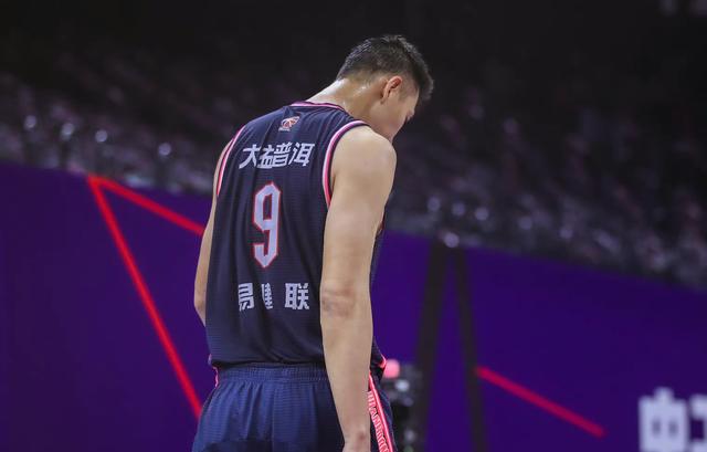 上海男篮官宣前NBA球员DJ-威尔逊加盟已抵达KB体育官方网站上海和球队会合